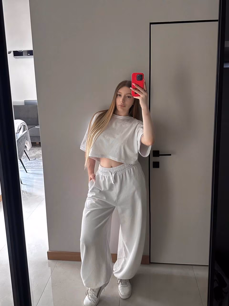 Alina 19 Kiev Ukraine dating foreign men