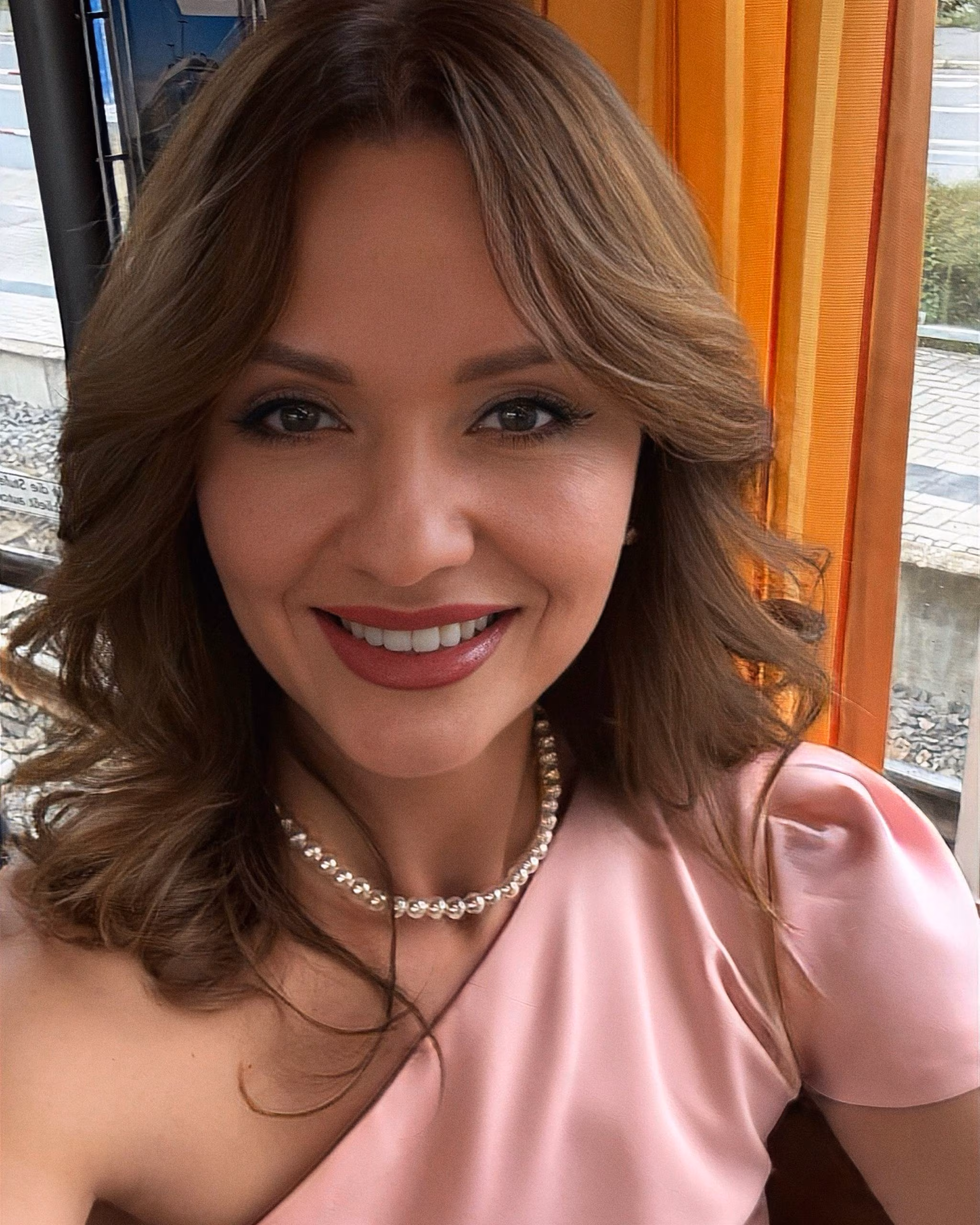 Anna 39 Düsseldorf Germany dating internationally tips