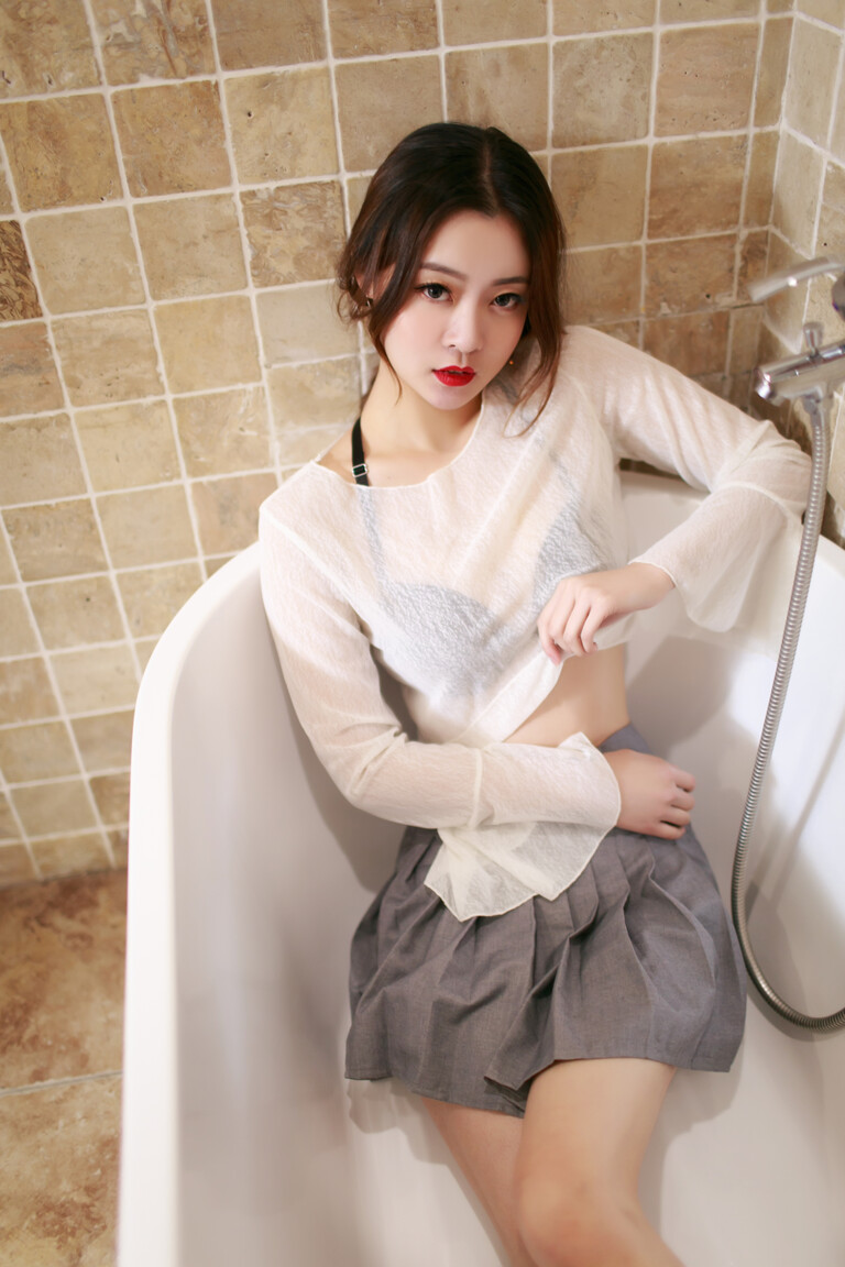 Zhang Xin Mei  rose brides dating site